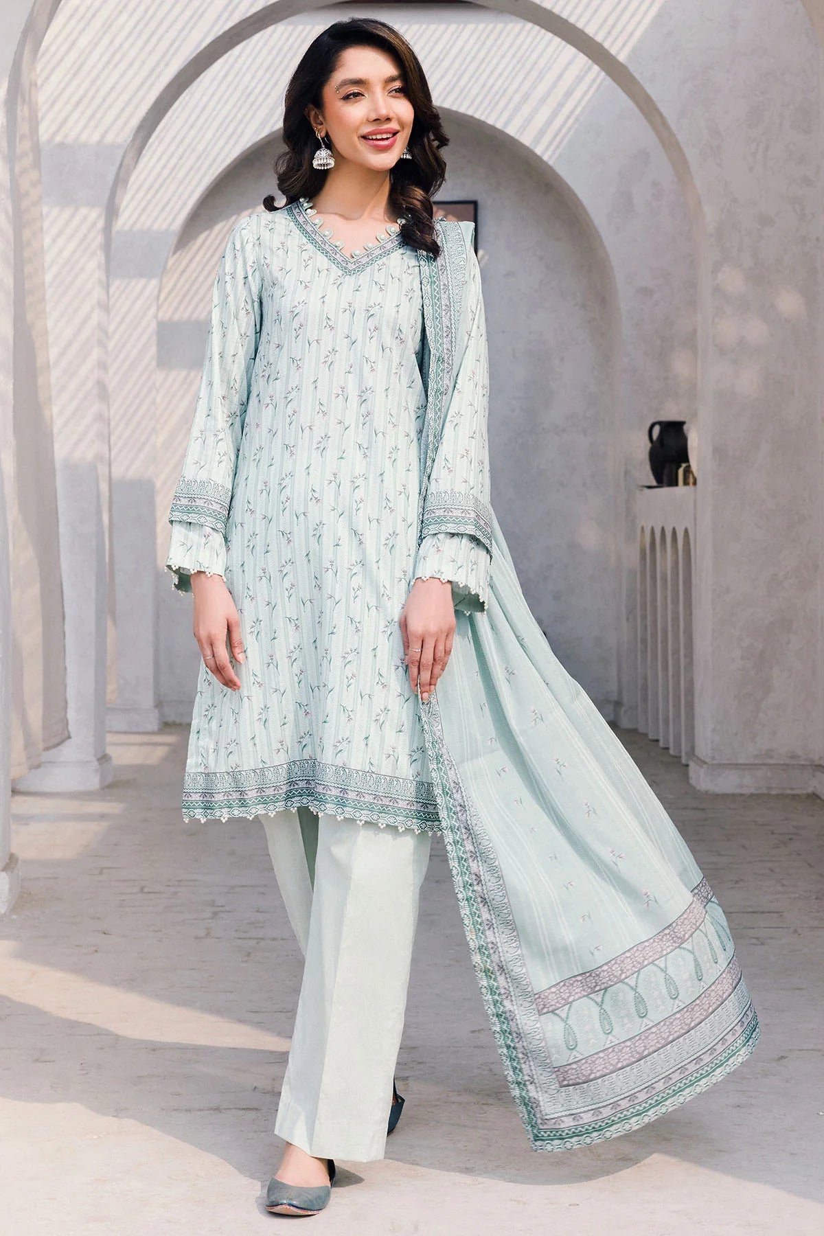 4541-HUSANE-JAHAN DIGITAL PRINTED LAWN UNSTITCHED