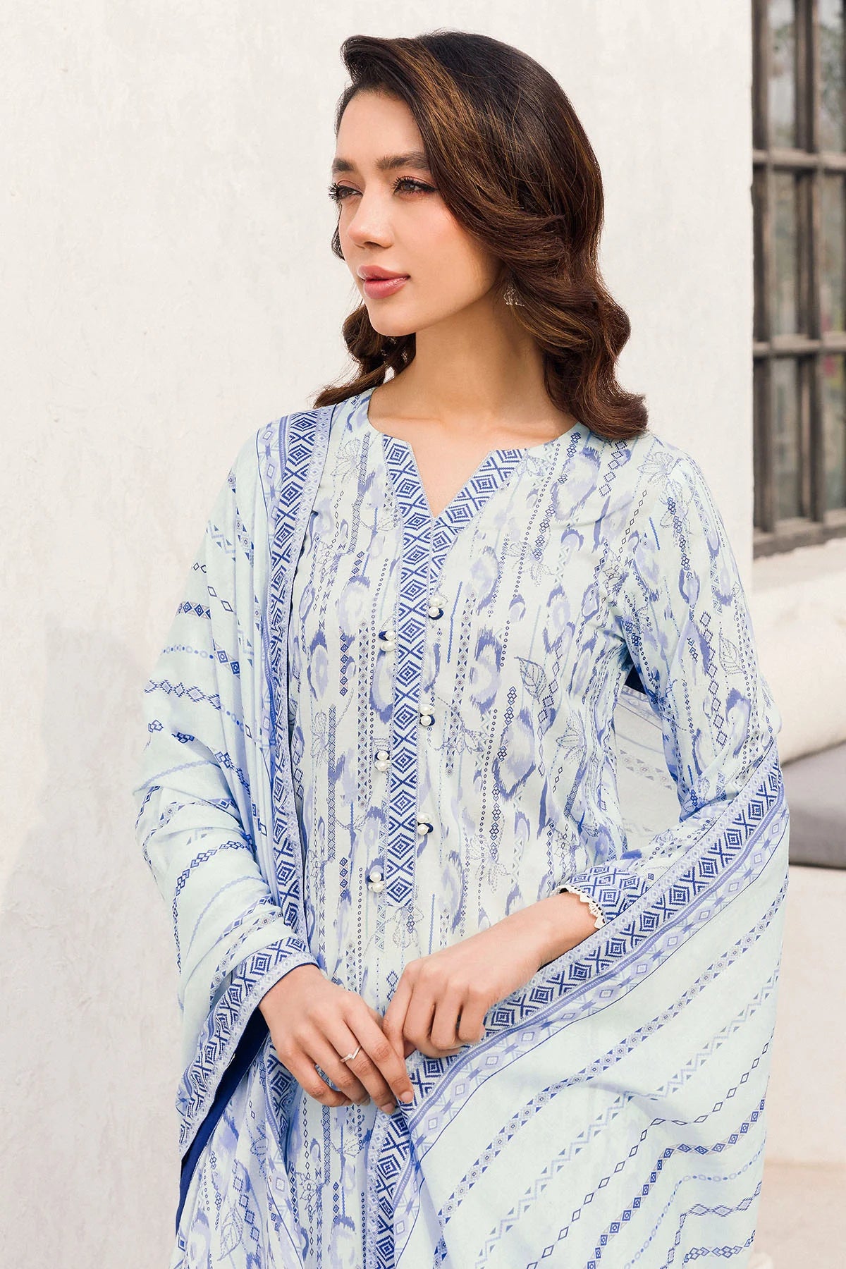 4550-HAYAAT DIGITAL PRINTED LAWN UNSTITCHED