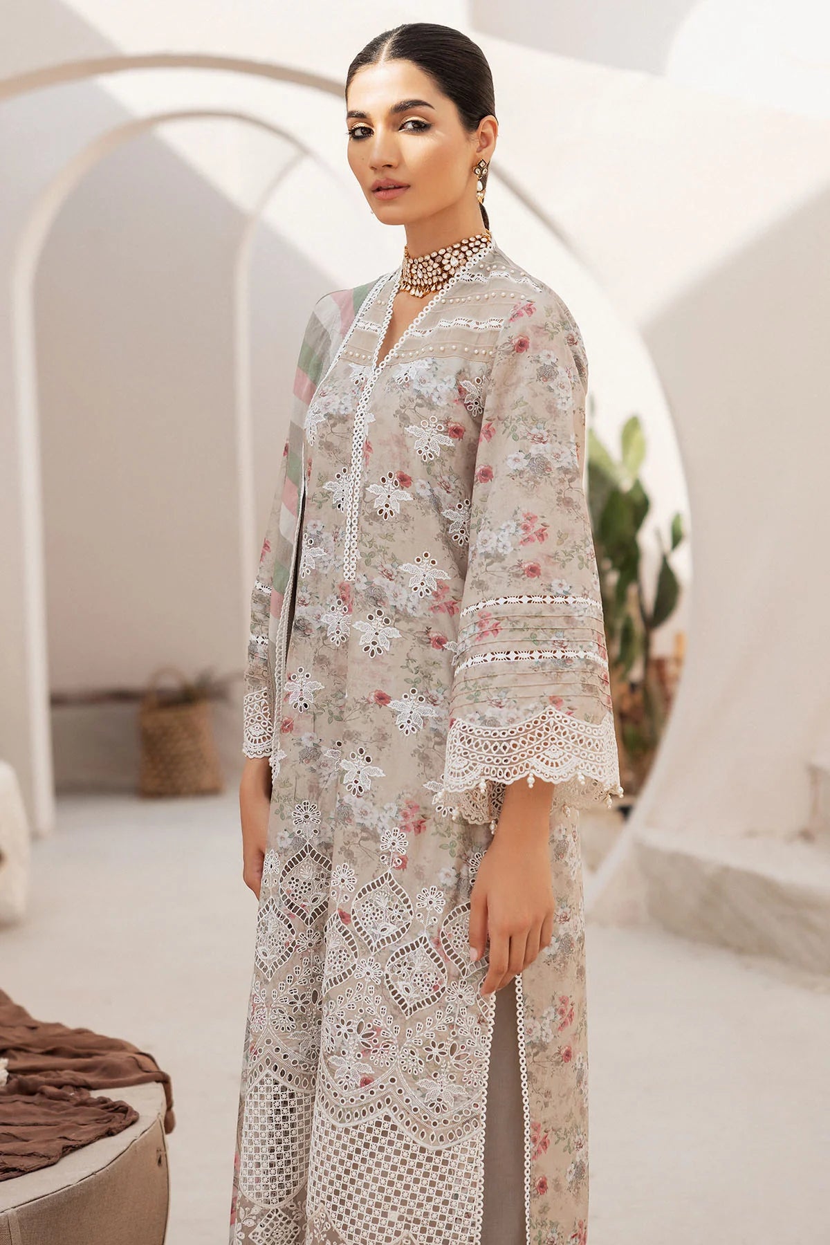 4722-MAHROSH EMBROIDERED LAWN UNSTITCHED