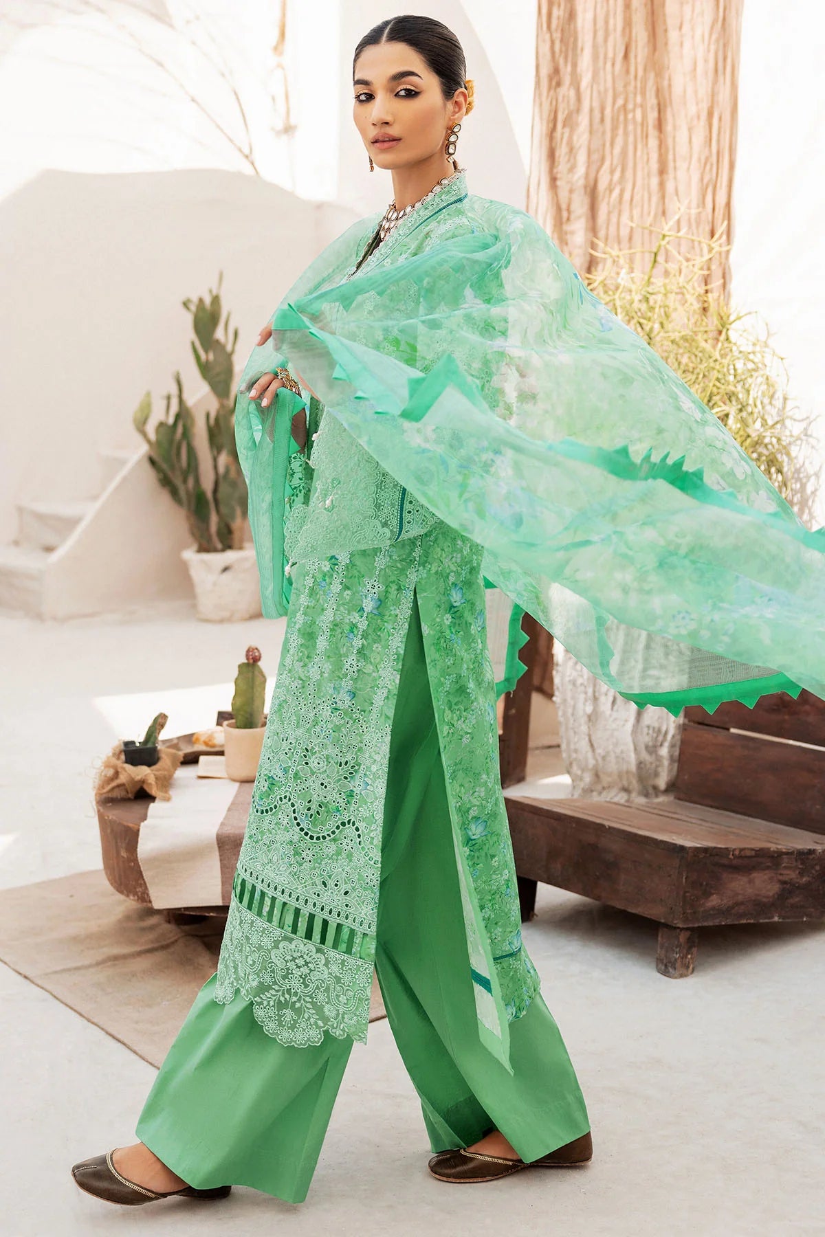 4726-DIYANA EMBROIDERED LAWN UNSTITCHED