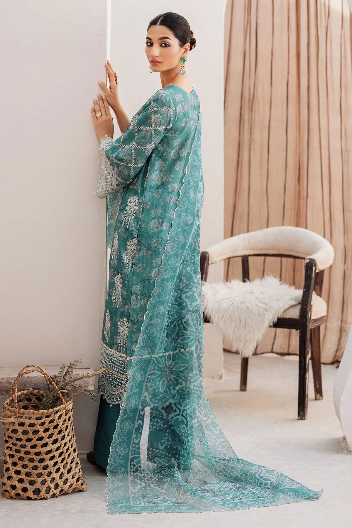 4728-MINHA EMBROIDERED LAWN UNSTITCHED