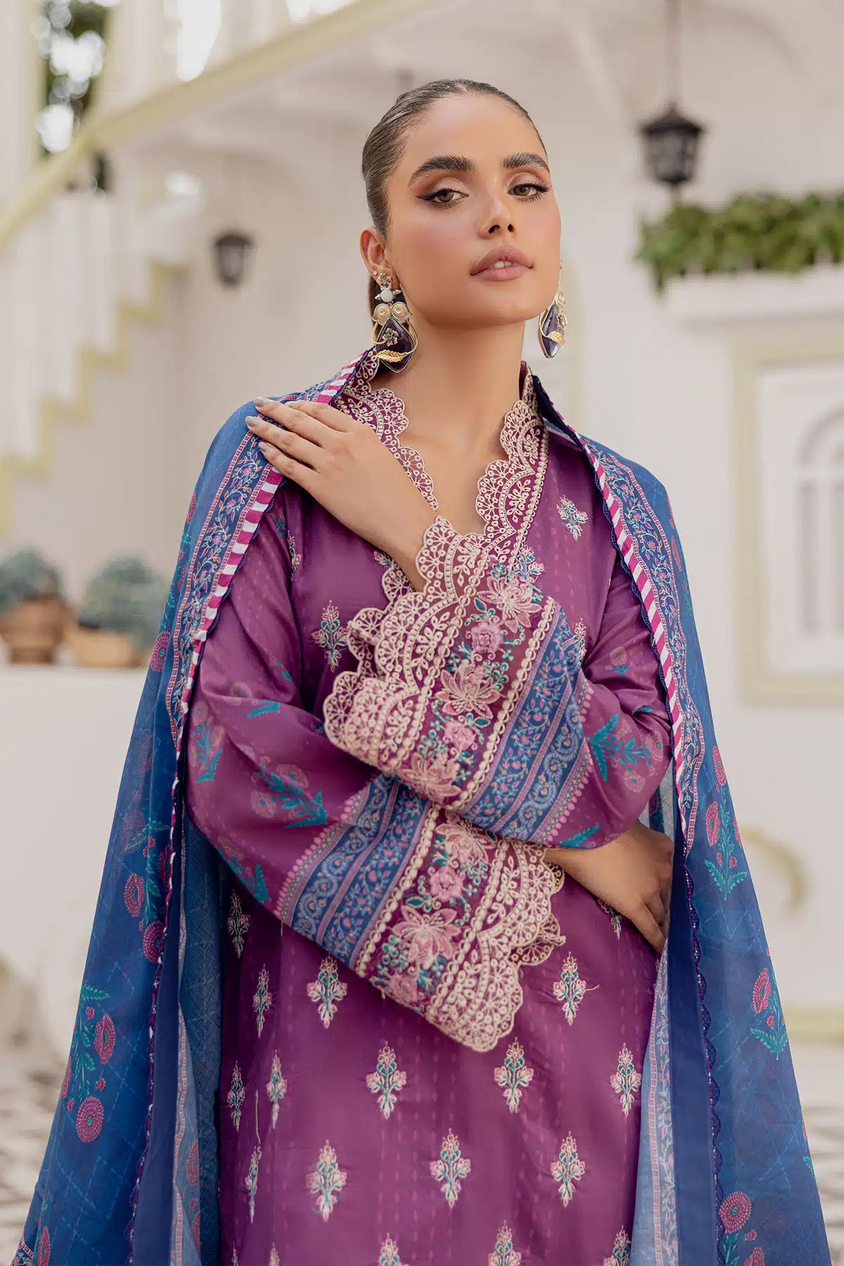 4768-RANIA EMBROIDERED LAWN UNSTITCHED