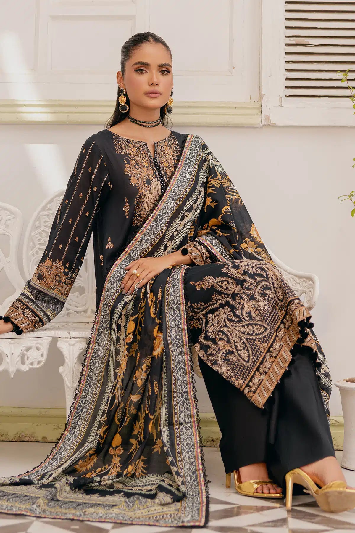 4769-RAHIA EMBROIDERED LAWN UNSTITCHED