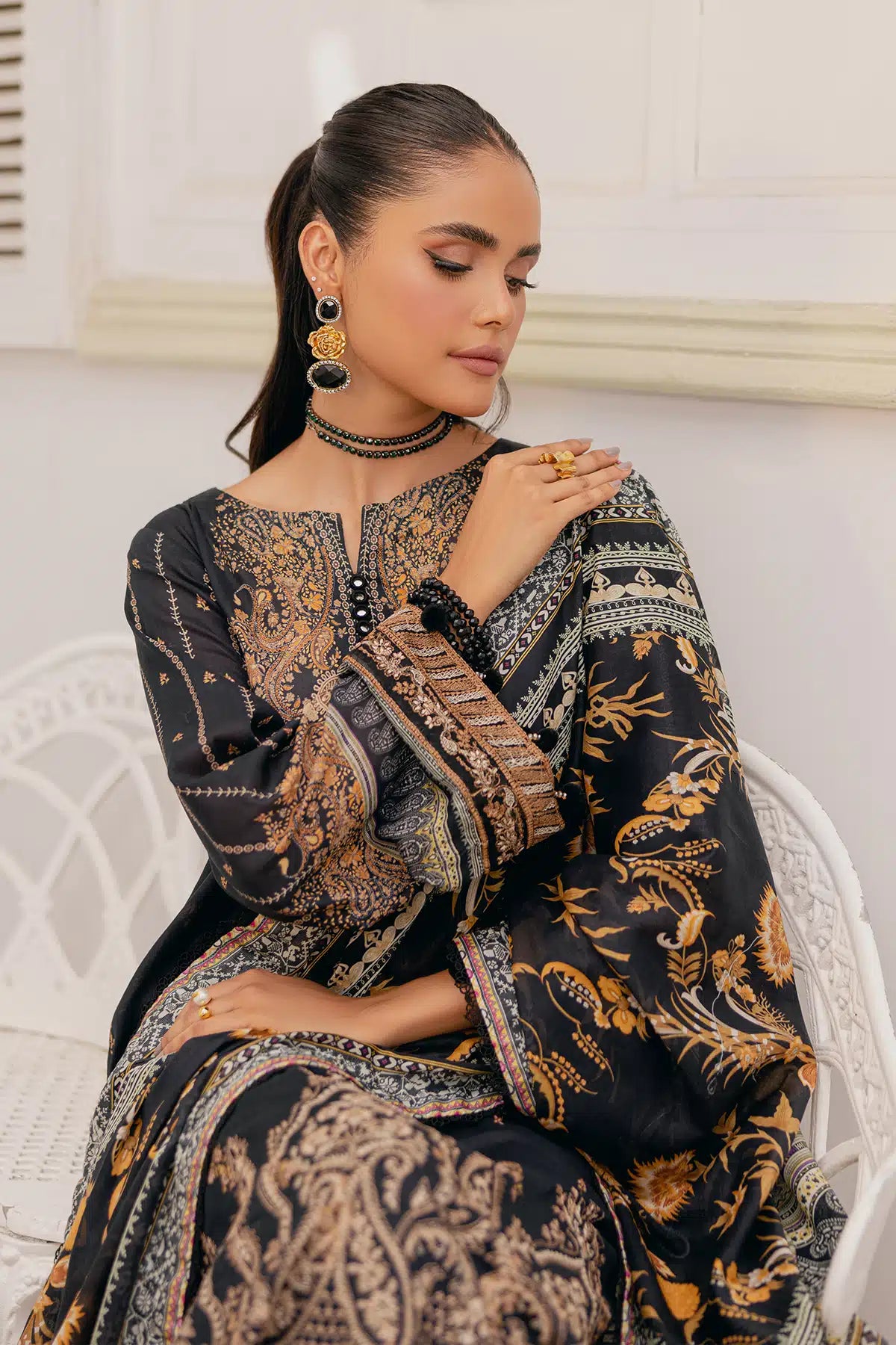 4769-RAHIA EMBROIDERED LAWN UNSTITCHED